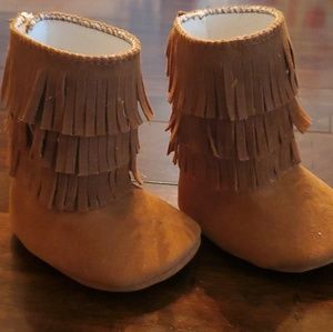 Moccasin Baby Boots (NEW)